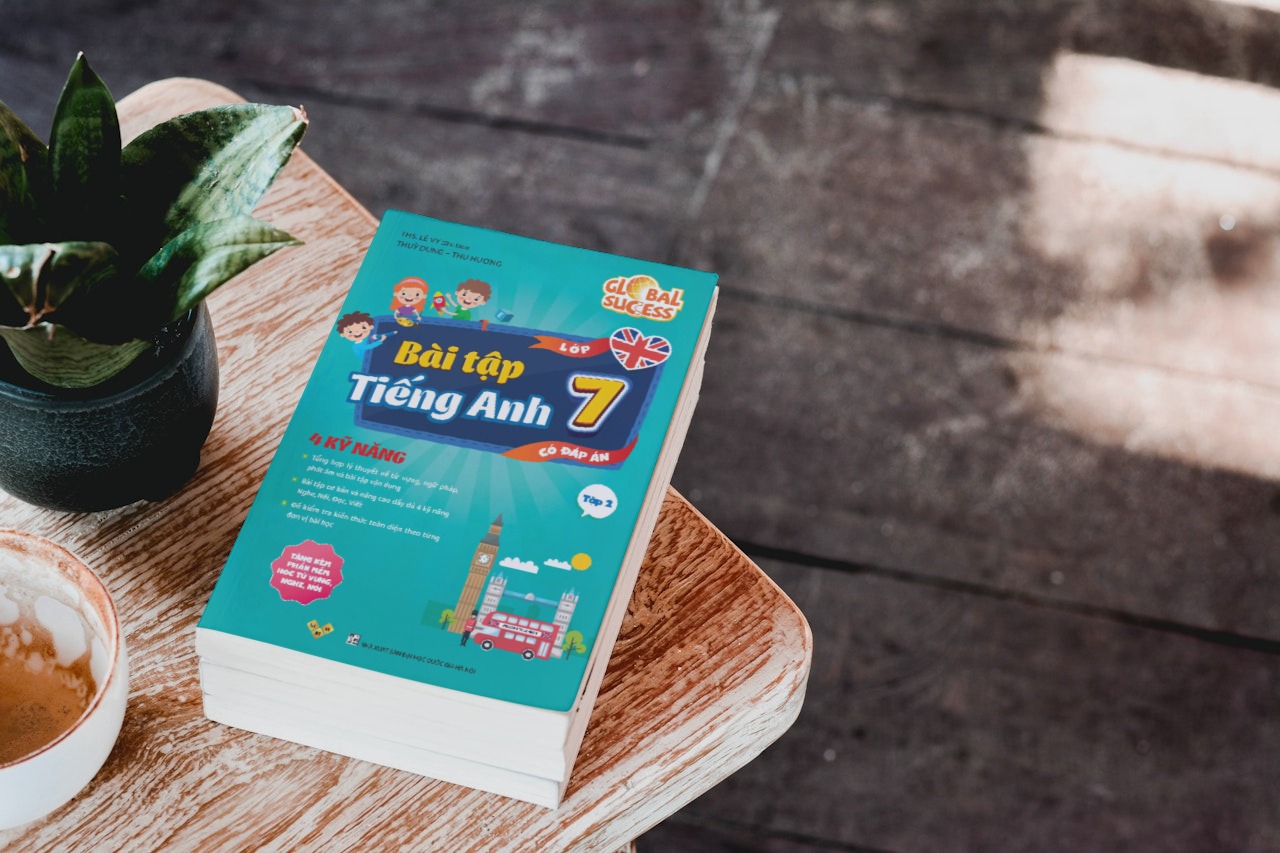 Sách Bài tập tiếng Anh lớp 7 Global Success, 4 kỹ năng (Có đáp án) Tập 2 Anh ngữ Vivian Sách Bài tập tiếng Anh lớp 7 Global Success, 4 kỹ năng (Có đáp án) Tập 2 Anh ngữ Vivian - Hình ảnh 3